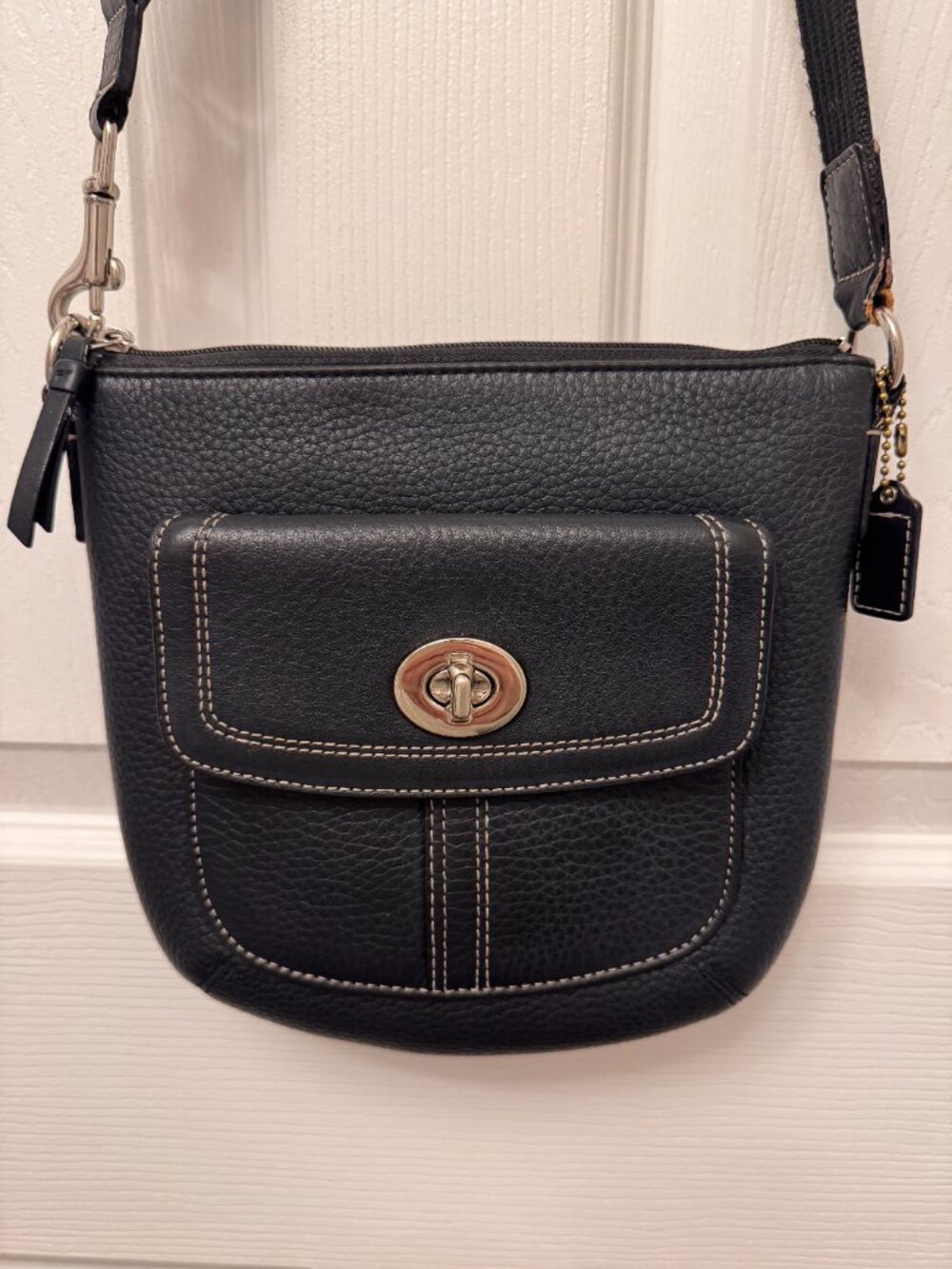 Coach Black Pebbled Leather Swingpack Turnlock Crossbody